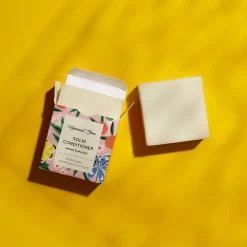 helemaal shea solid conditioner lifestyle